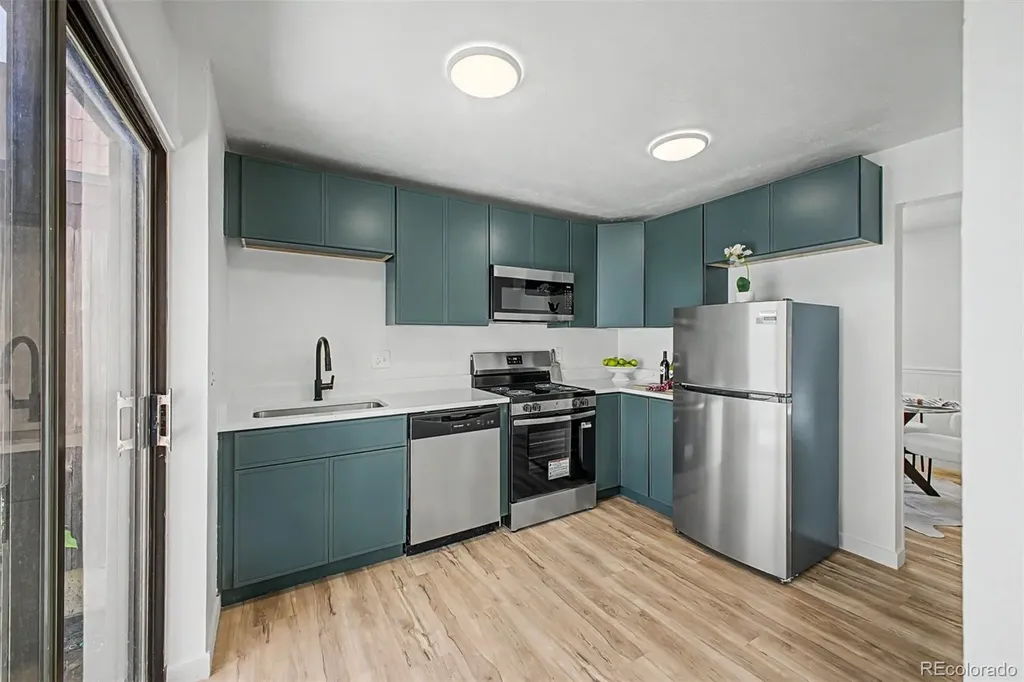 1866 S Hoyt Street Lakewood CO 80232