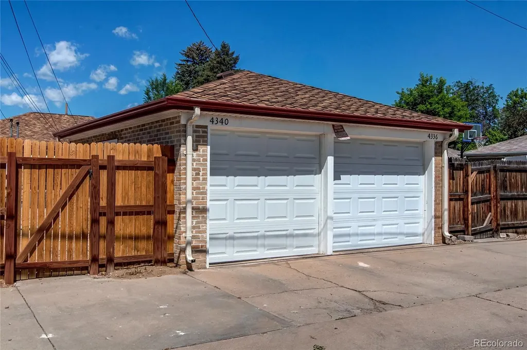 4336 S Acoma Street Englewood CO 80110