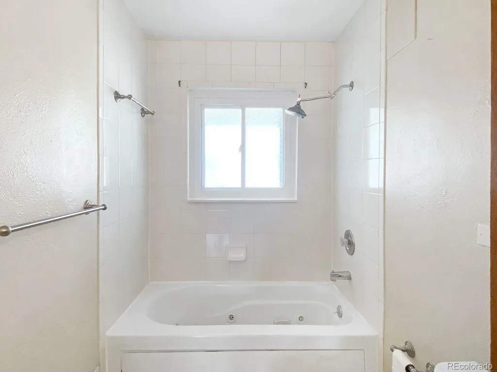 4336 S Acoma Street Englewood CO 80110