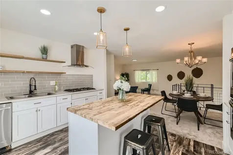 1702 S Naples Street Aurora CO 80017