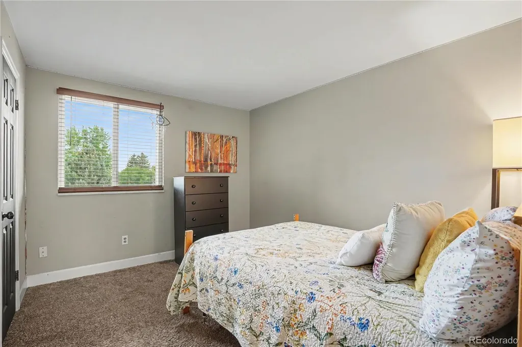 17651 E Crestridge Avenue Aurora CO 80015