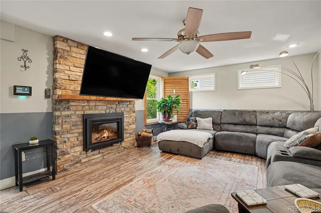 17651 E Crestridge Avenue Aurora CO 80015