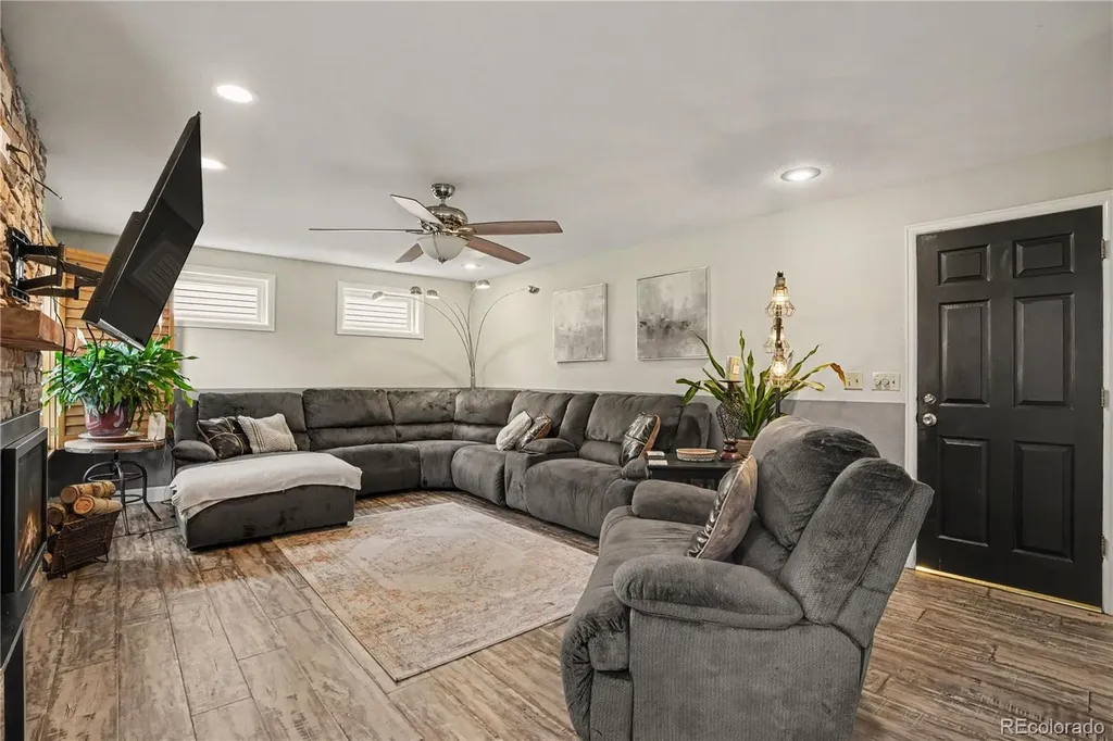 17651 E Crestridge Avenue Aurora CO 80015