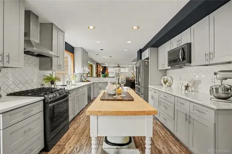17651 E Crestridge Avenue Aurora CO 80015