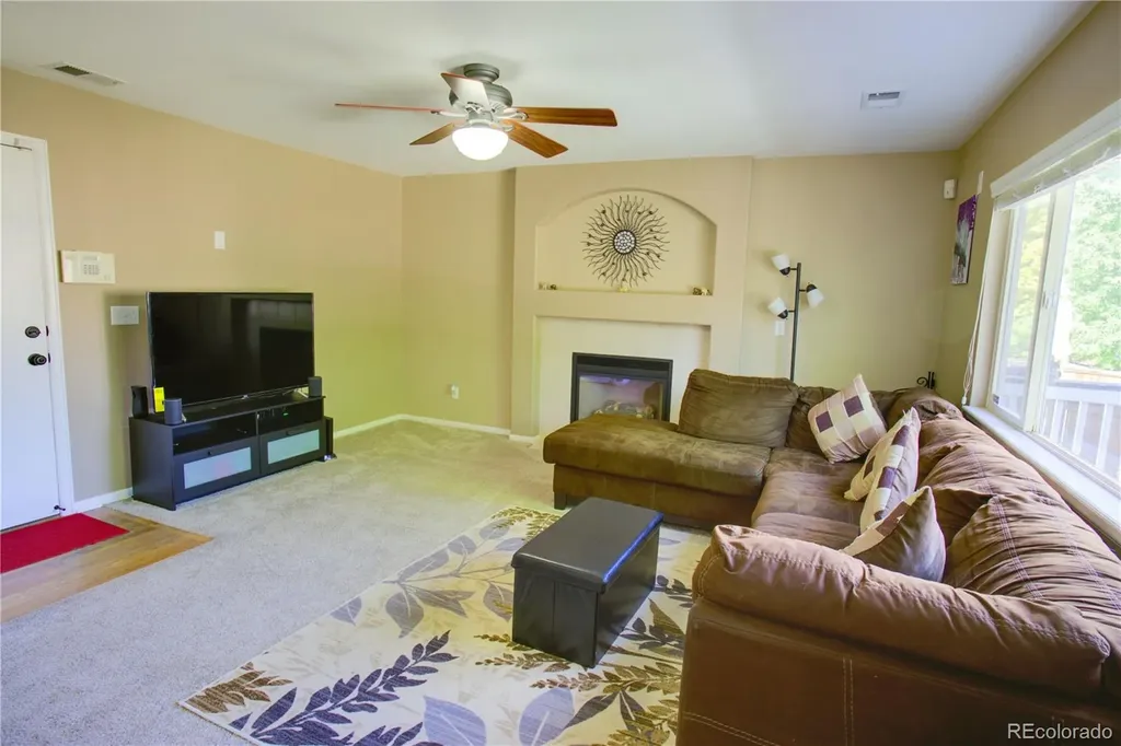 9765 Moss Rose Highlands Ranch CO 80129