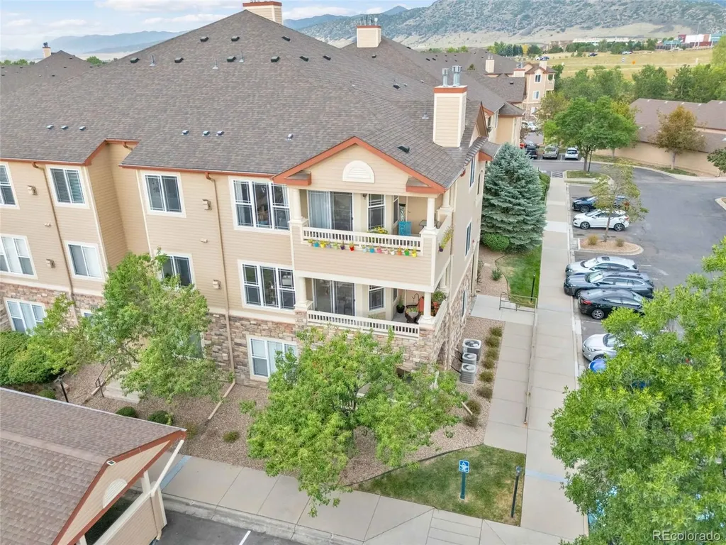9557 W San Juan Circle Littleton CO 80128
