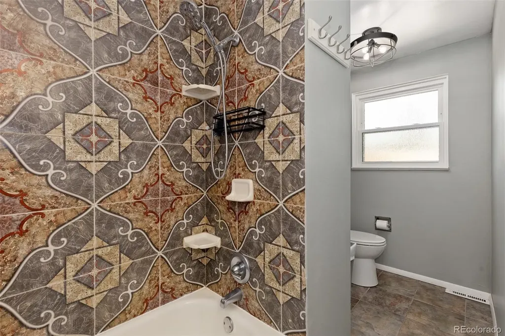 6993 W Hinsdale Drive Littleton CO 80128