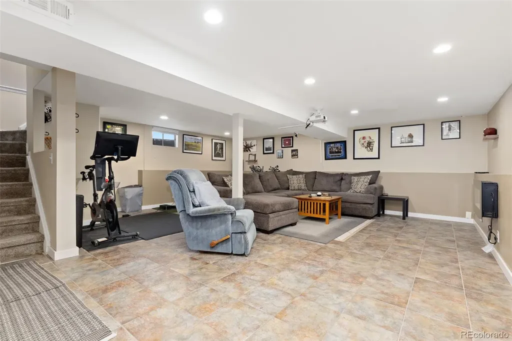 6993 W Hinsdale Drive Littleton CO 80128