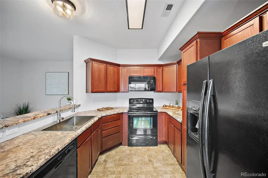 1530 Little Bear Creek Point Colorado Springs CO 80904