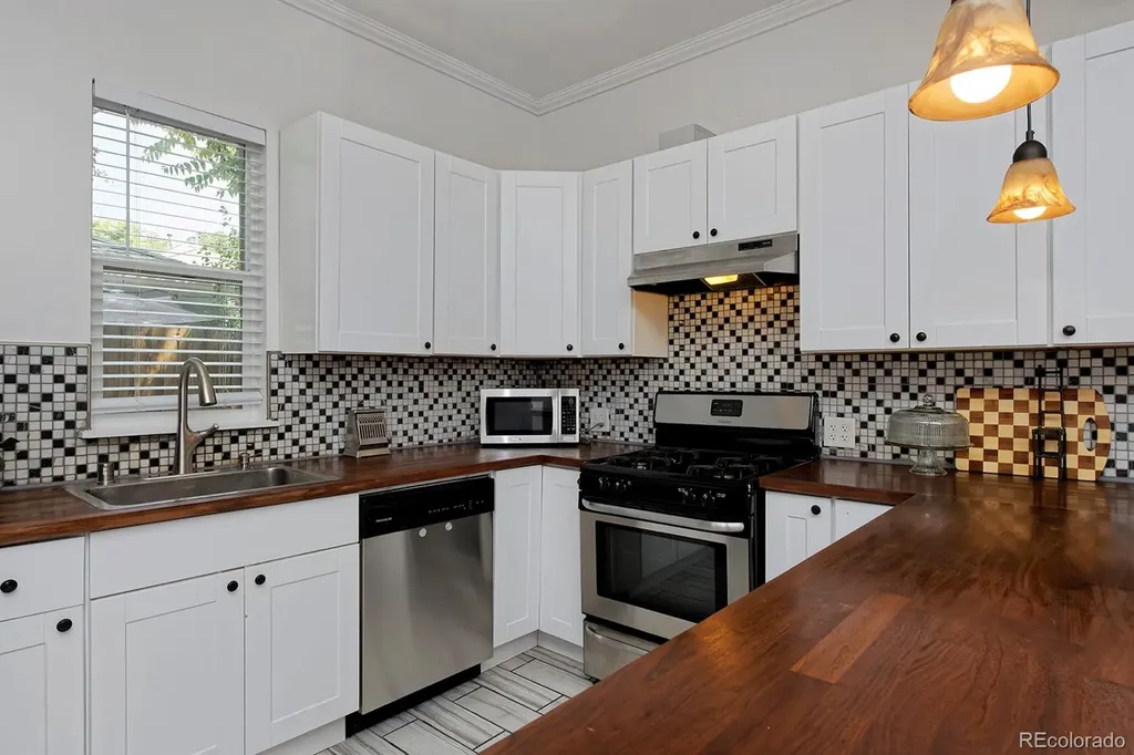 450 Delaware Street Denver CO 80204