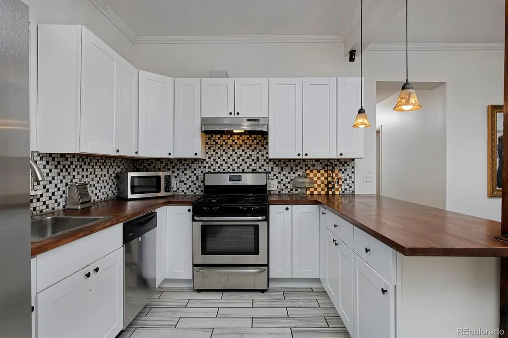 450 Delaware Street Denver CO 80204