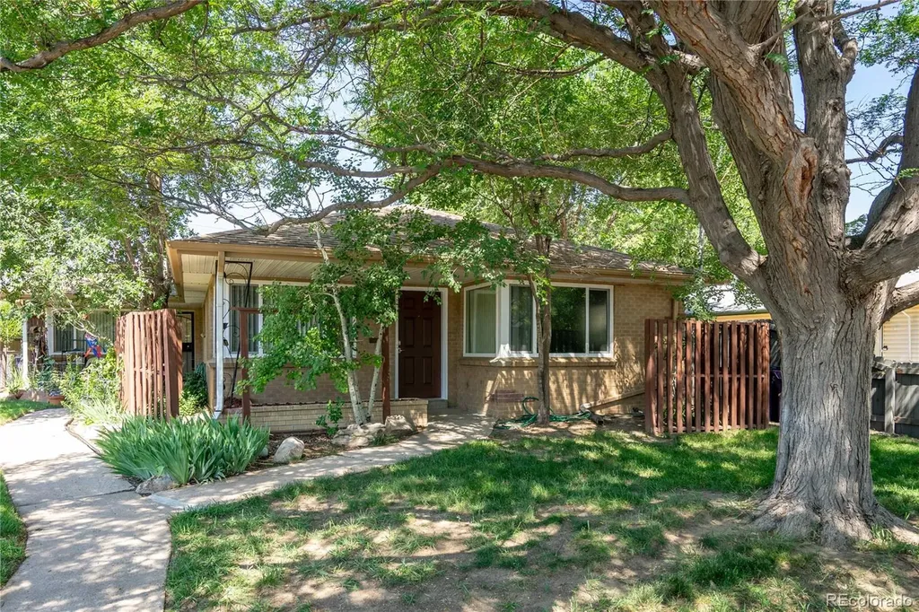 739 S Krameria Street Denver CO 80224