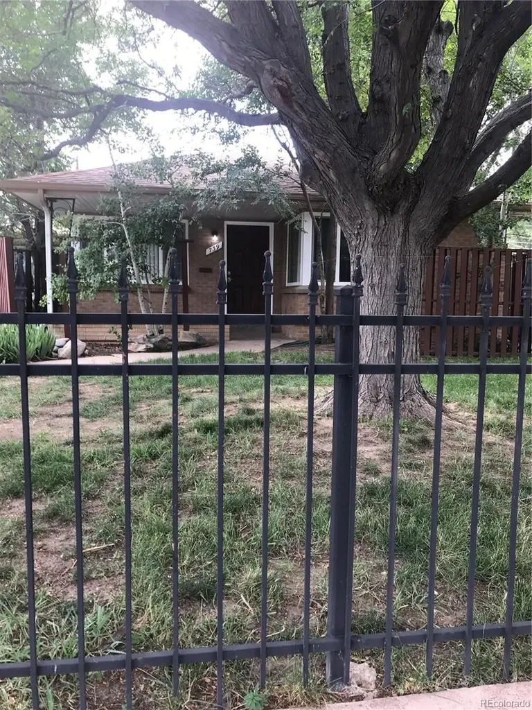 739 S Krameria Street Denver CO 80224