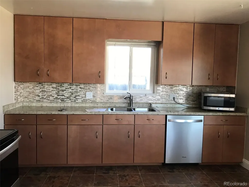 739 S Krameria Street Denver CO 80224