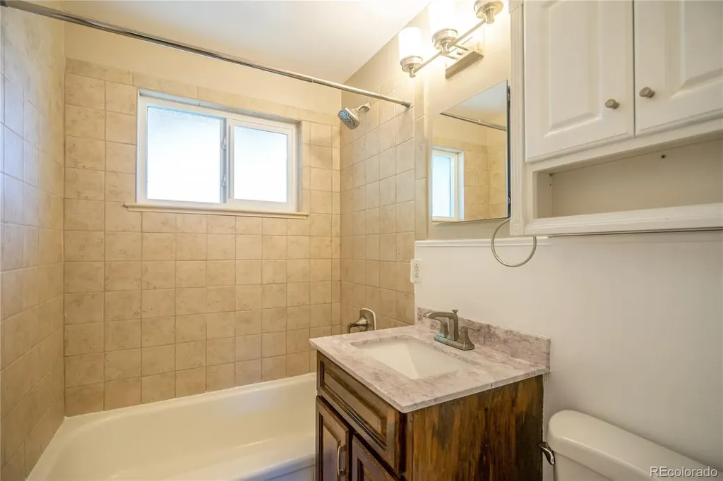 739 S Krameria Street Denver CO 80224