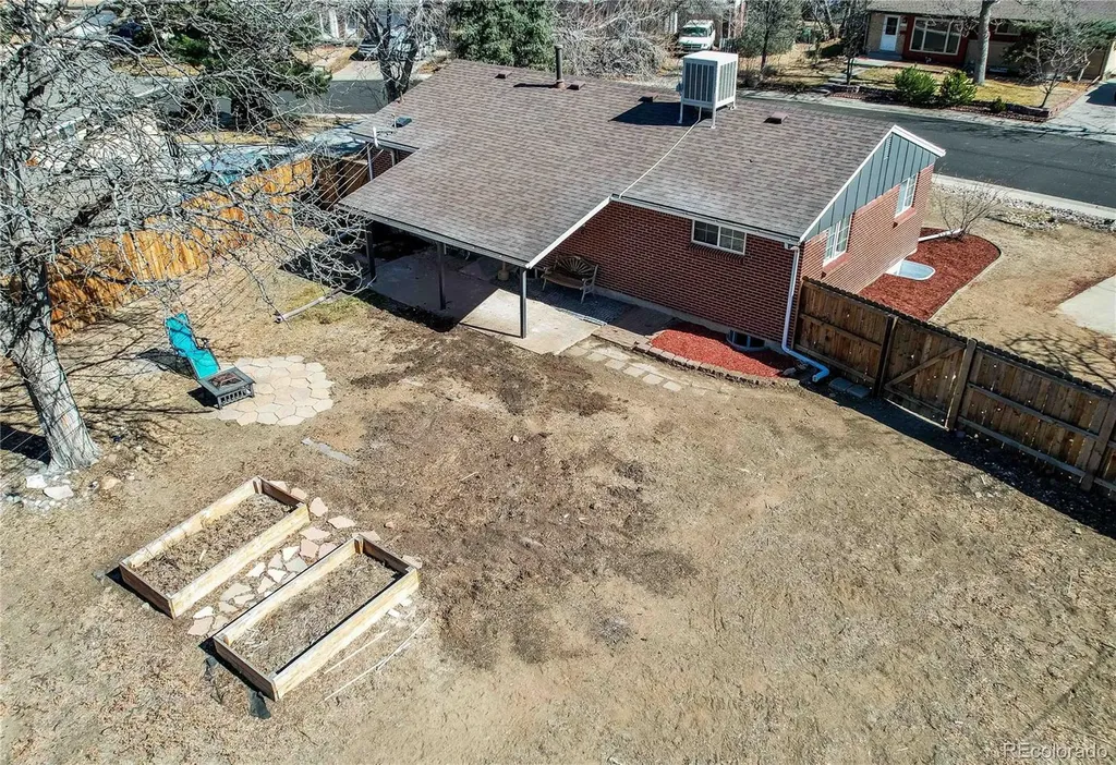 6733 S Ash Way Centennial CO 80122