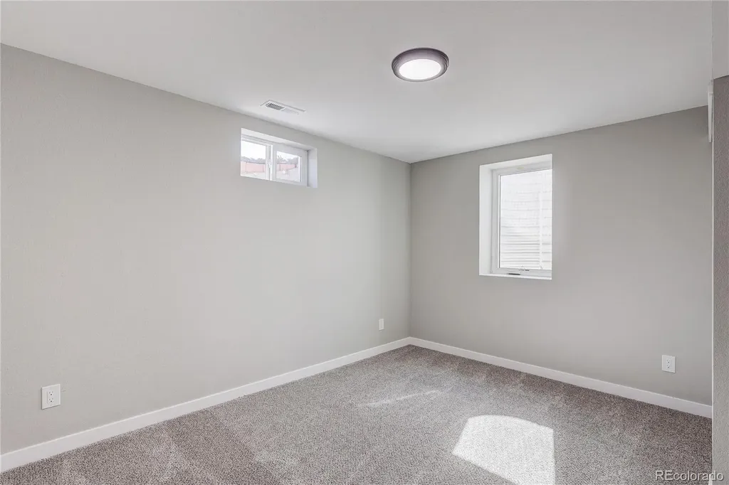 6733 S Ash Way Centennial CO 80122