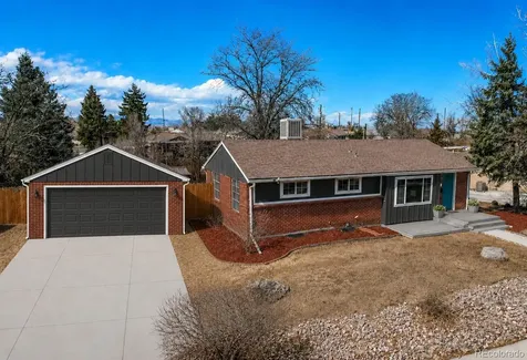 6733 S Ash Way Centennial CO 80122