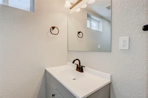 6733 S Ash Way Centennial CO 80122