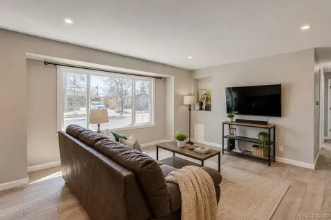 6733 S Ash Way Centennial CO 80122