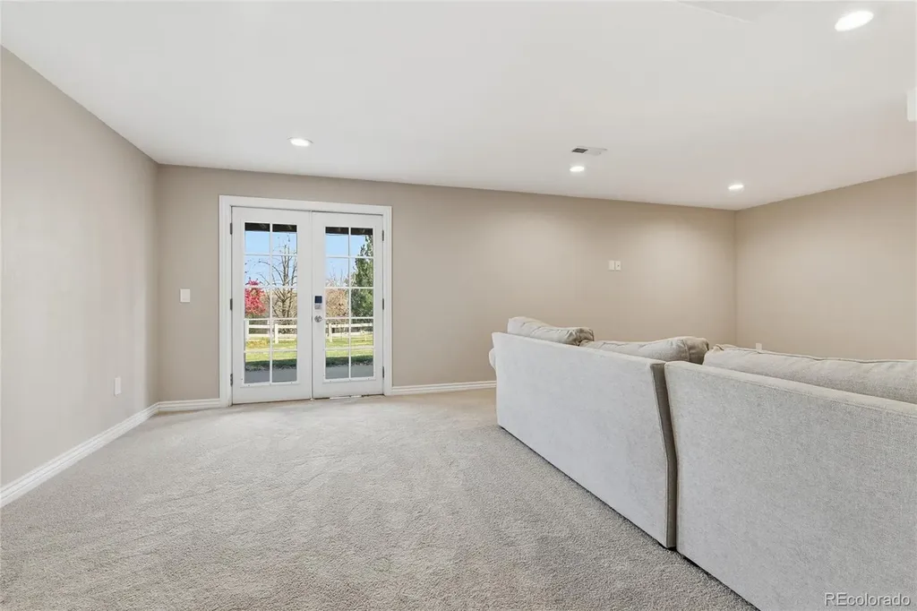 8428 Blackgum Street Parker CO 80134