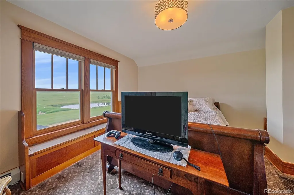 22624 County Road 5 Elbert CO 80106