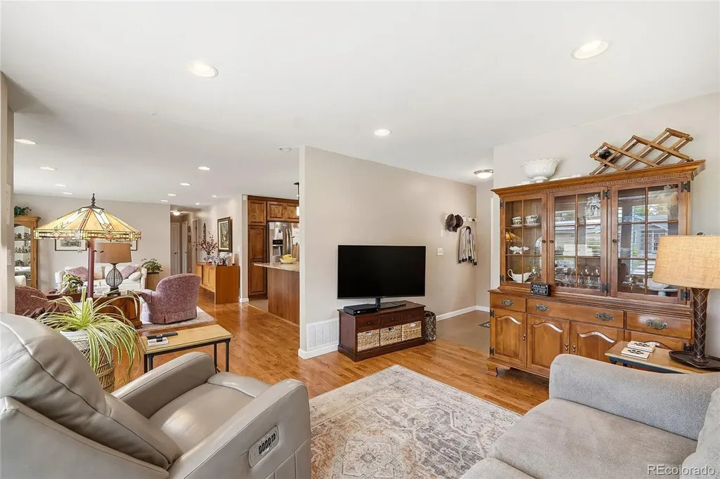 6573 S Steele Street Centennial CO 80121