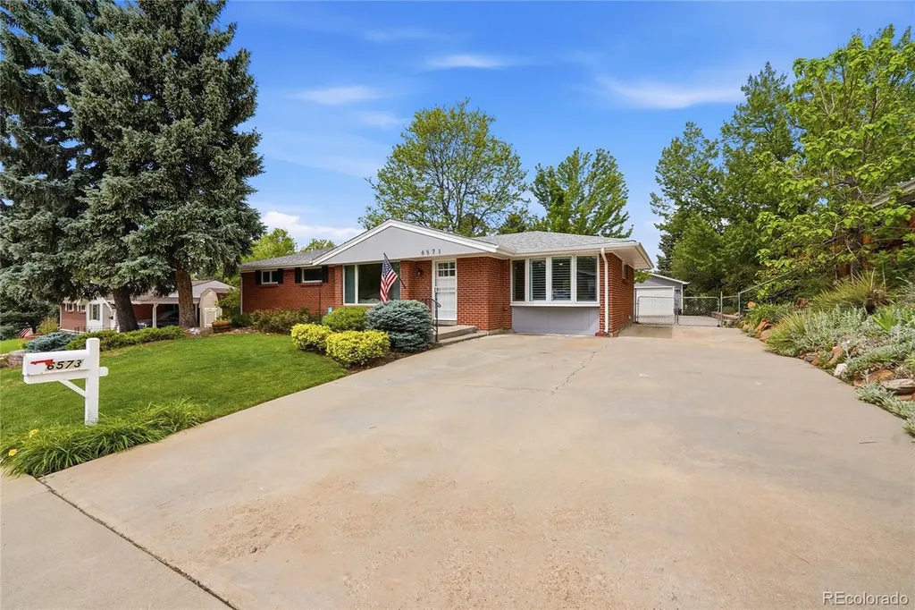 6573 S Steele Street Centennial CO 80121
