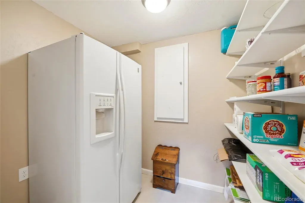 6573 S Steele Street Centennial CO 80121