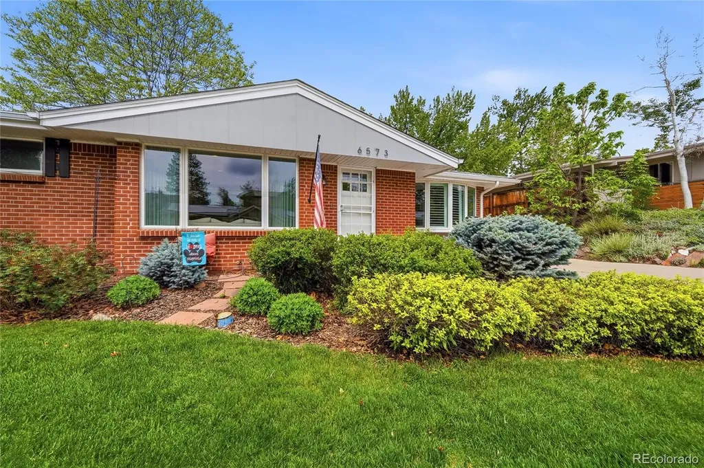 6573 S Steele Street Centennial CO 80121