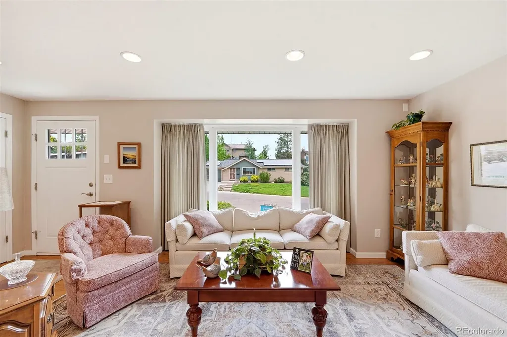 6573 S Steele Street Centennial CO 80121
