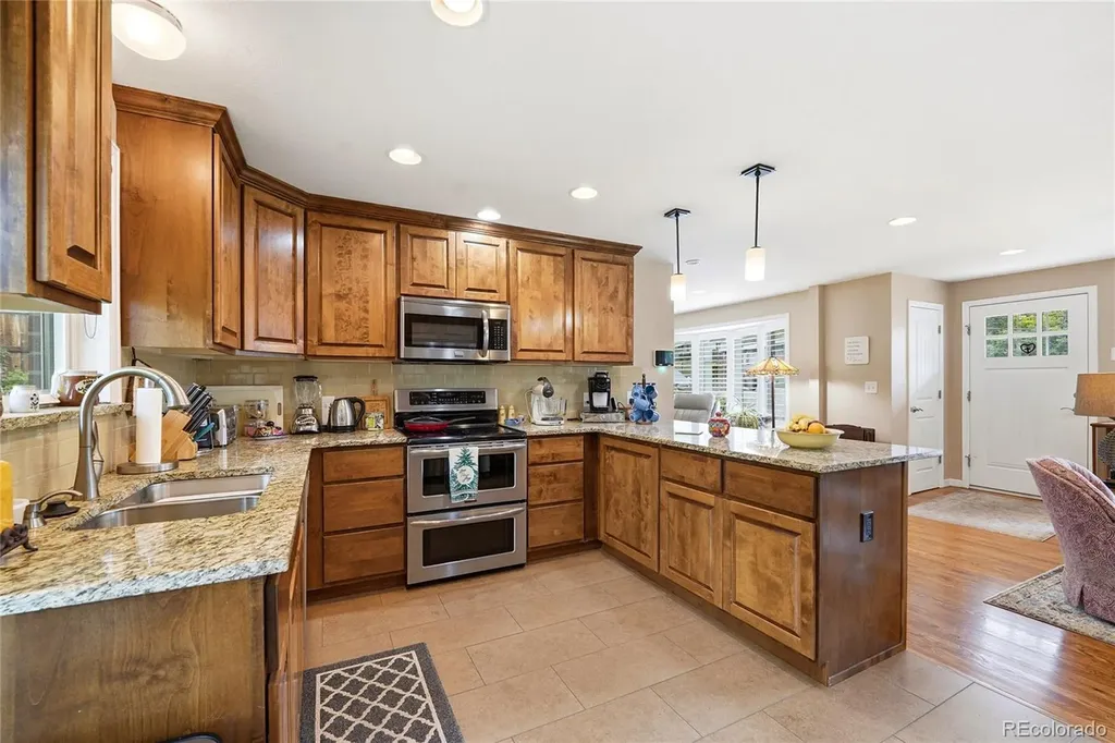 6573 S Steele Street Centennial CO 80121