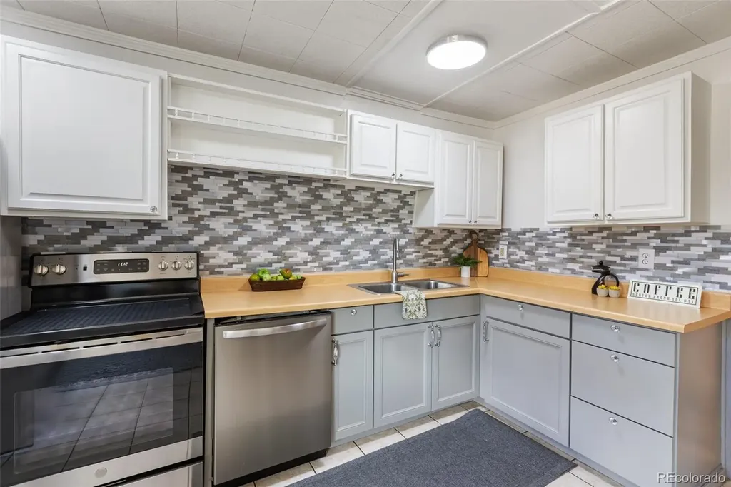 301 Circle Drive Florissant CO 80816