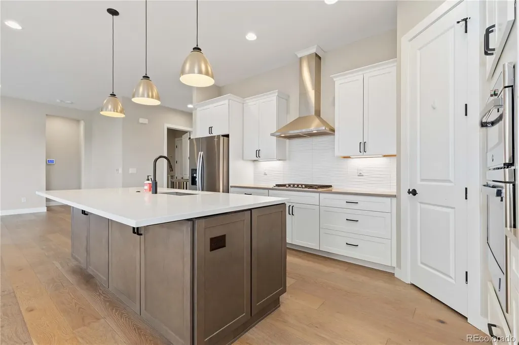 687 Easton Court Castle Rock CO 80104