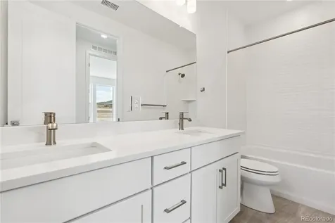 11196 Vibrato Lane Lone Tree CO 80134