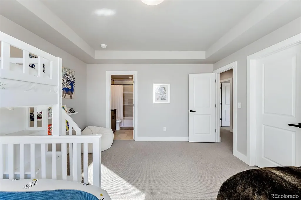 2526 King Street Denver CO 80211