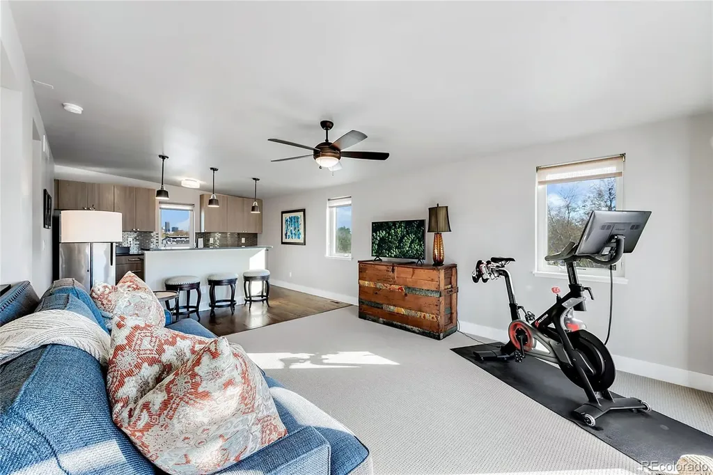 2526 King Street Denver CO 80211