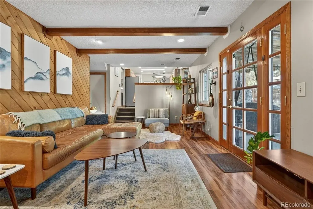 57 Yank Way Lakewood CO 80228
