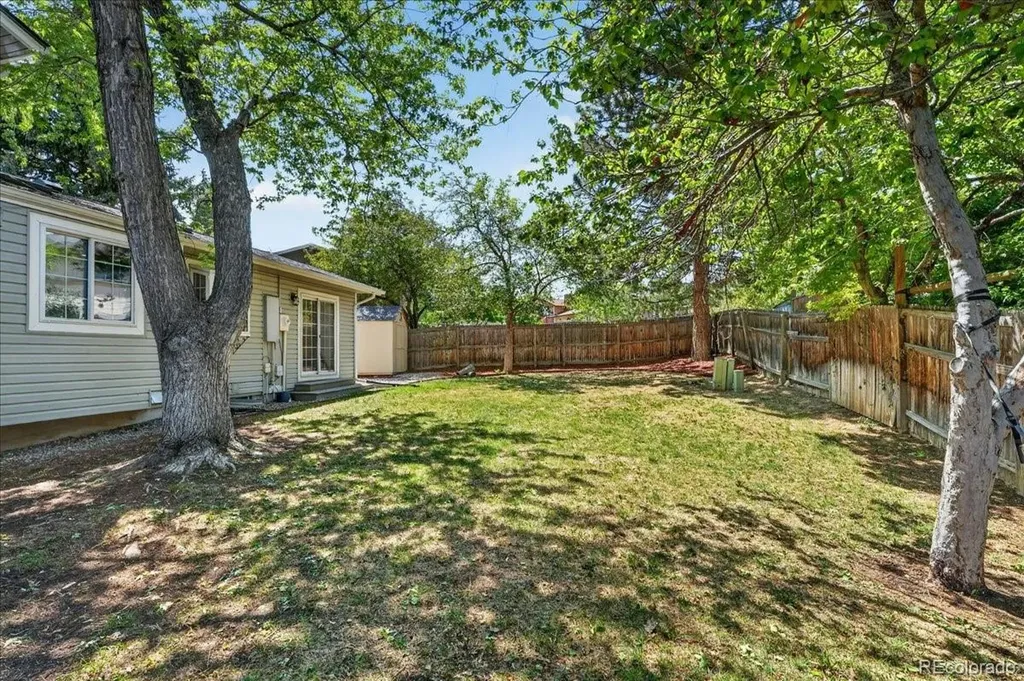 57 Yank Way Lakewood CO 80228