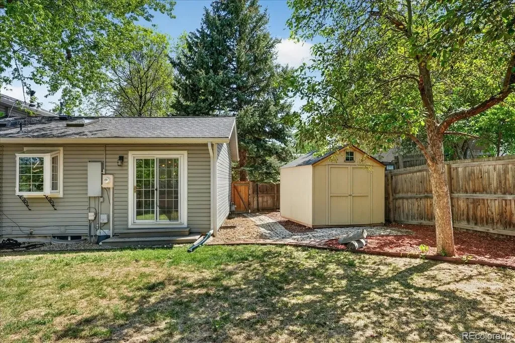 57 Yank Way Lakewood CO 80228