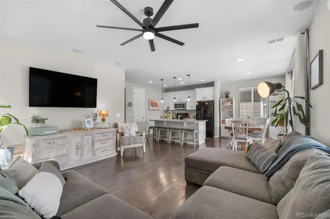 240 S Langdale Court Aurora CO 80018