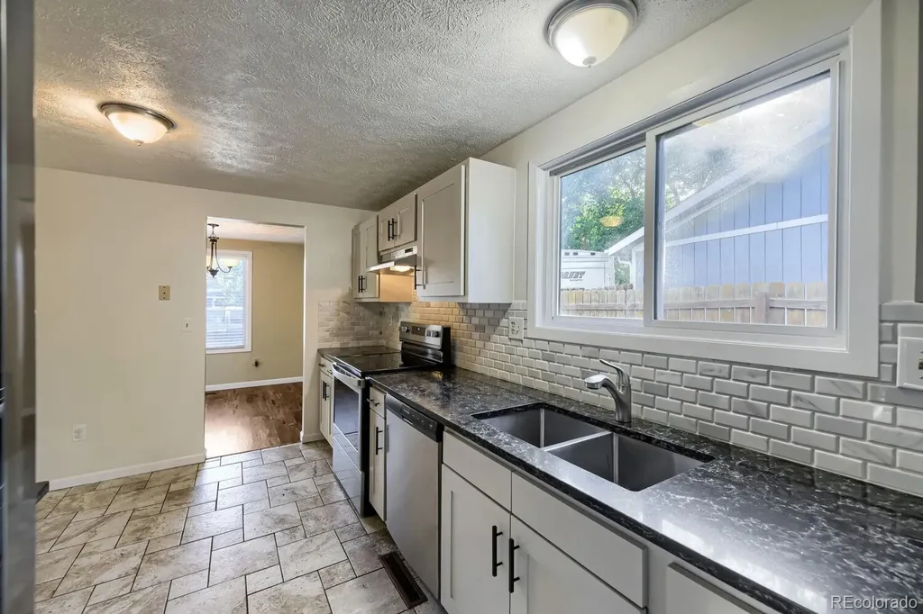 6654 W 96th Avenue Broomfield CO 80021