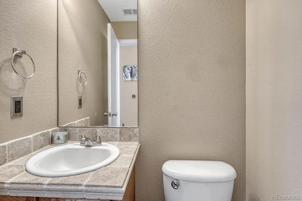 18668 E Vassar Drive Aurora CO 80013