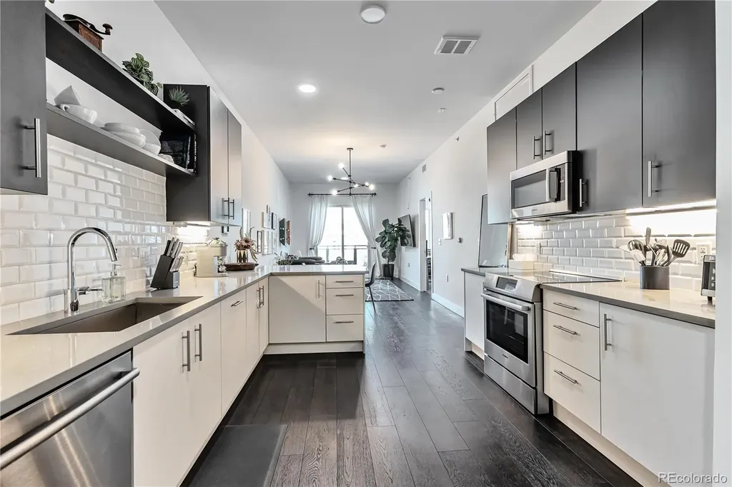 2550 Lawrence Denver CO 80205