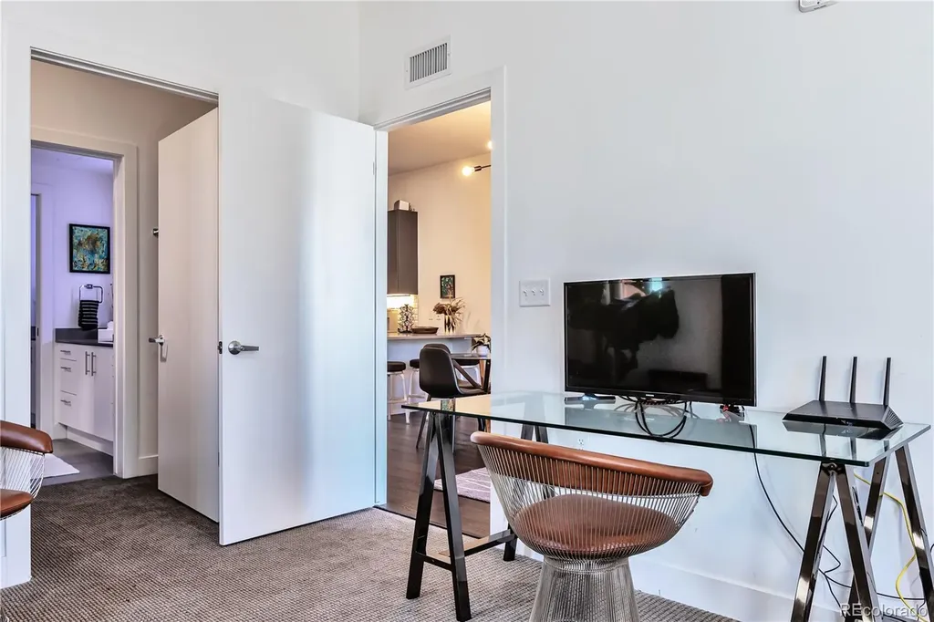 2550 Lawrence Denver CO 80205