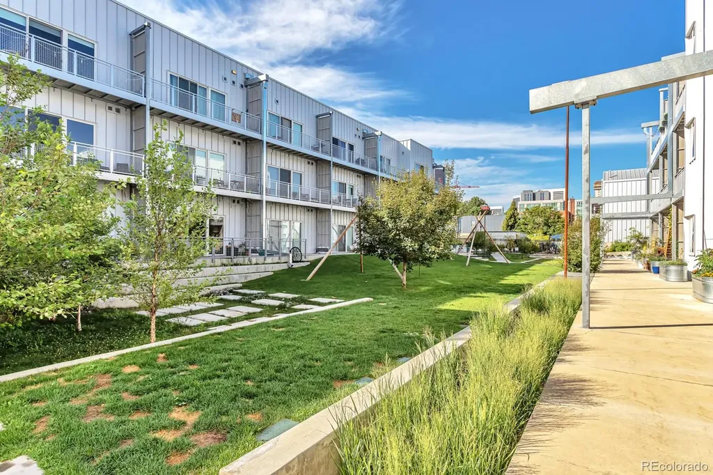 2550 Lawrence Denver CO 80205