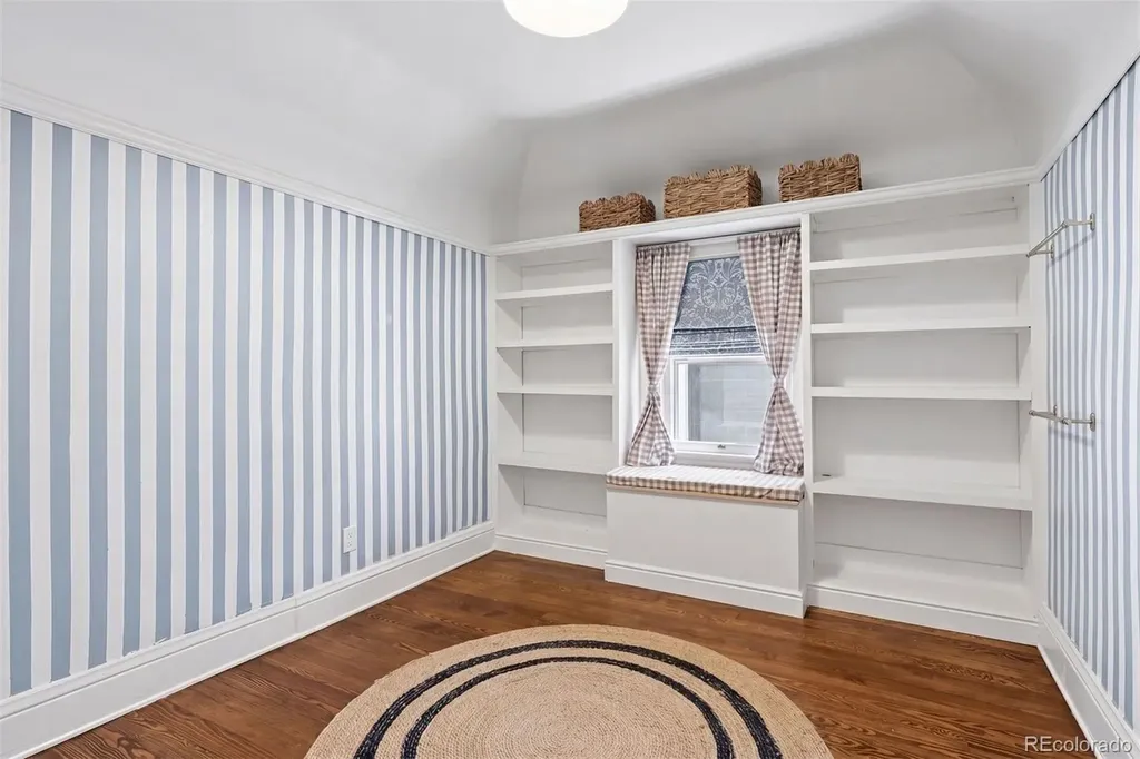 576 N Franklin Street Denver CO 80218