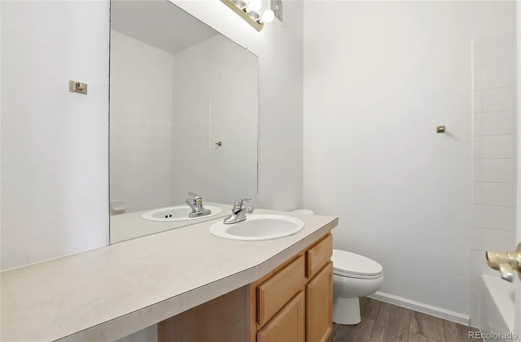 1435 S Chambers Road Aurora CO 80017