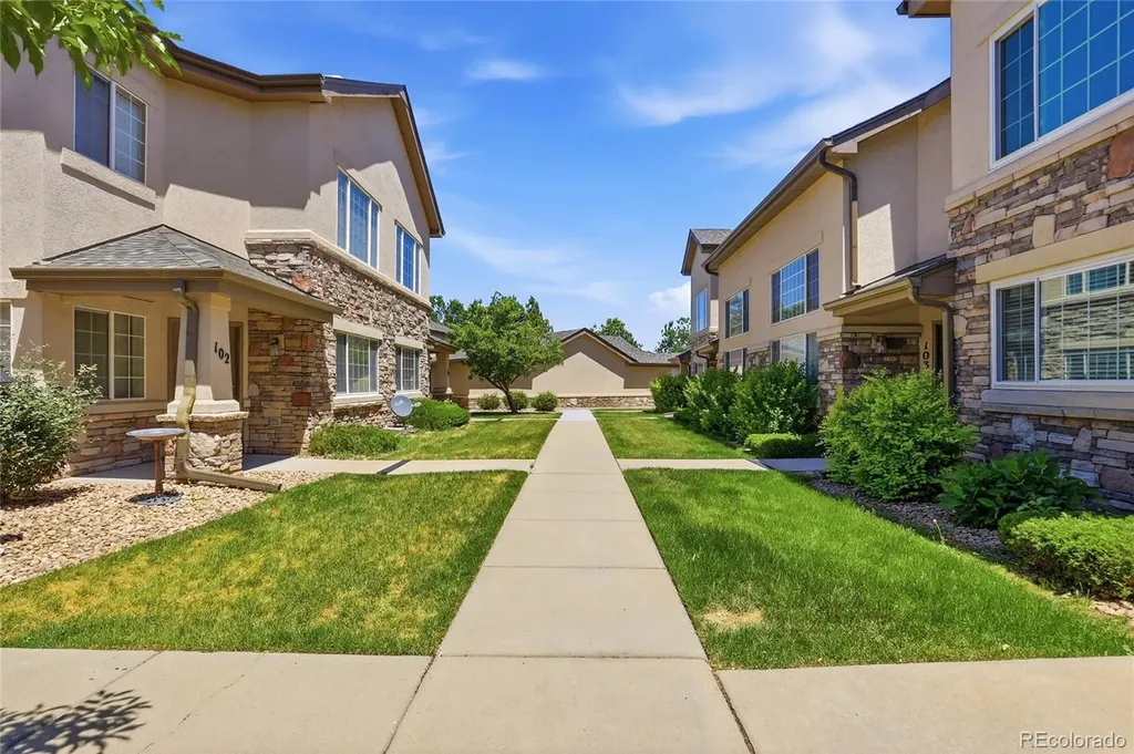 1435 S Chambers Road Aurora CO 80017