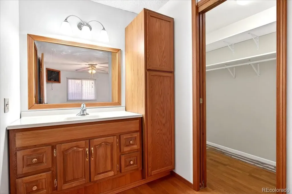 10805 W Alamo Place Littleton CO 80127